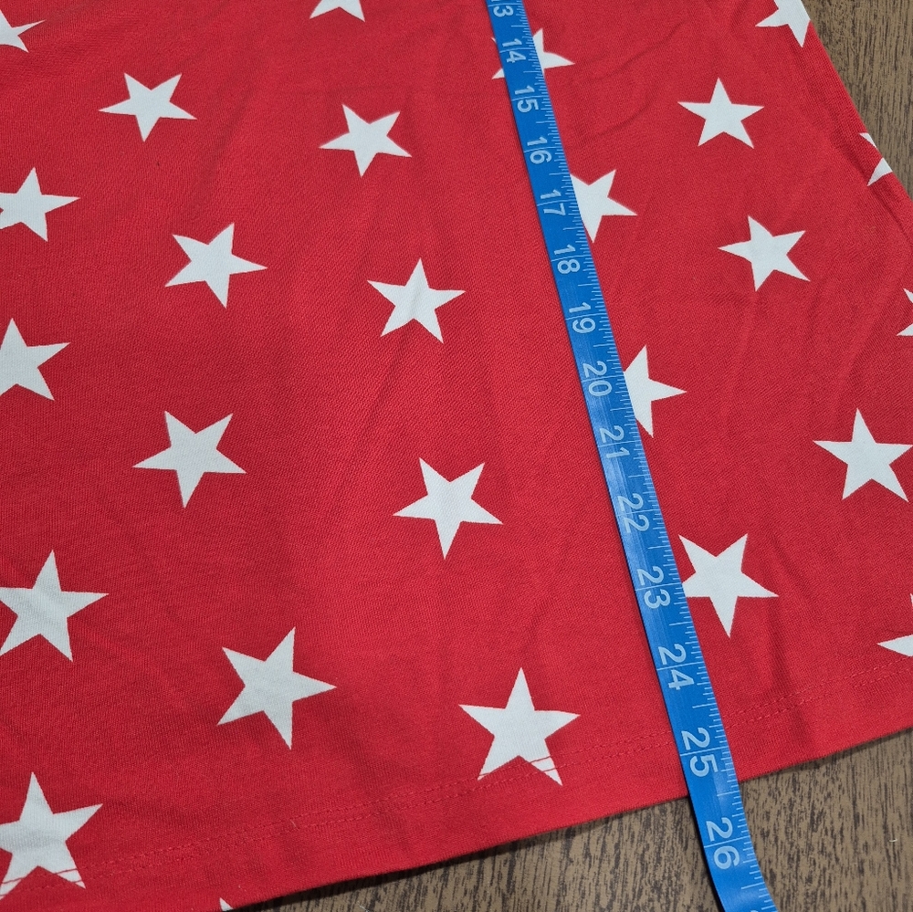 Red Star Patterned Women's Top - Picture 7 of 7
